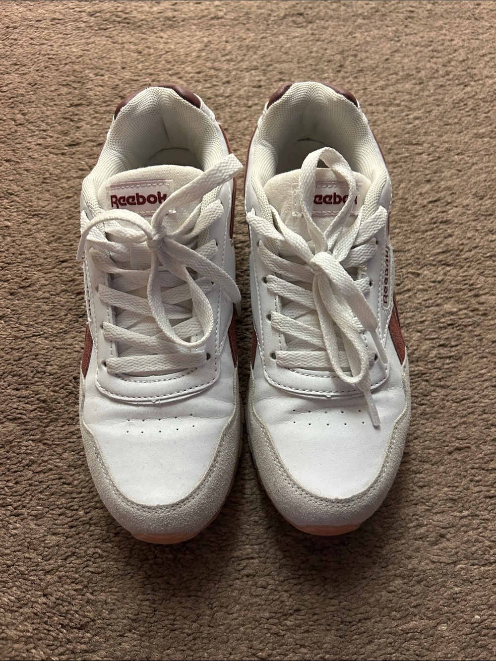 Reebok White Sneakers with Burgundy Stripe Accents